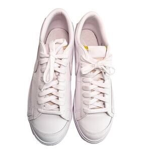 Nike Low Blazer ‘77 Triple White Unisex